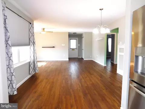 Living - 6979 Arbor Dr, Frederick, MD 21703 photo 3 of 3