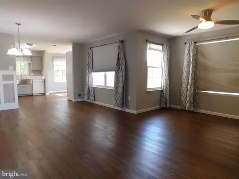 Living - 6979 Arbor Dr, Frederick, MD 21703 photo 2 of 3