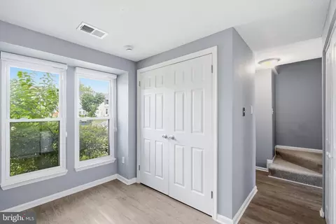 Entry Way - 512 Riggs Ct, Frederick, MD 21703 photo 3 of 3