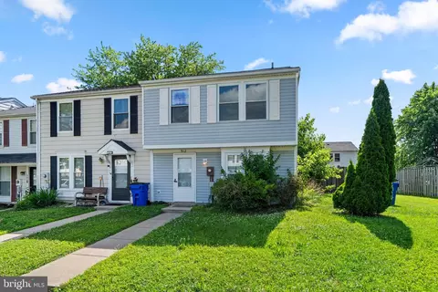 Exterior - 512 Riggs Ct, Frederick, MD 21703 photo 3 of 6