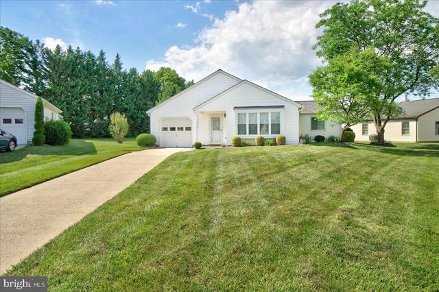 6864 Snowberry Ct, Frederick, MD 21703