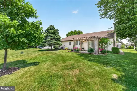 Exterior - 7047 Catalpa Rd, Frederick, MD 21703 photo 19 of 31