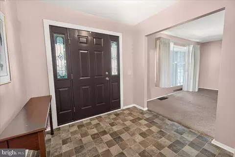 Entry Way - 7047 Catalpa Rd, Frederick, MD 21703 photo 4 of 8
