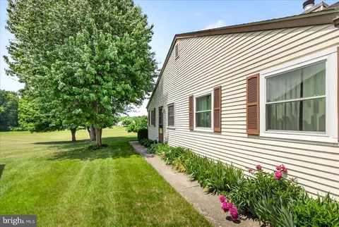 Exterior - 7047 Catalpa Rd, Frederick, MD 21703 photo 22 of 31