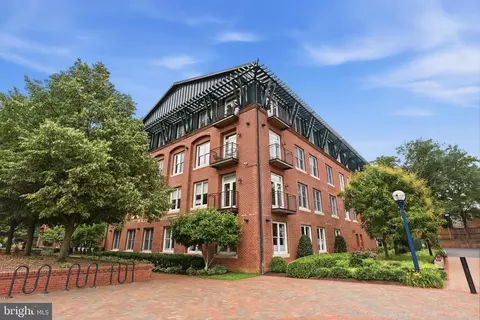 35 E All Saints St #111, Frederick, MD 21701