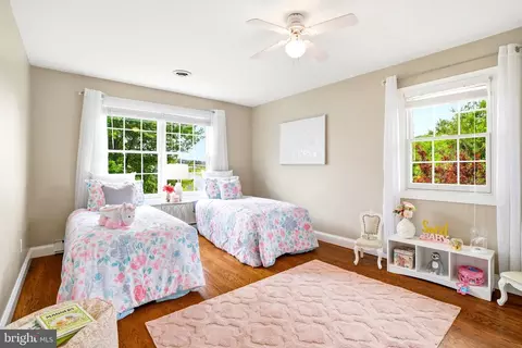 Bedroom - 7331 Holter Rd, Middletown, MD 21769 photo 9 of 10