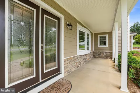 Exterior - 7331 Holter Rd, Middletown, MD 21769 photo 2 of 23