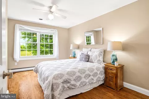 Bedroom - 7331 Holter Rd, Middletown, MD 21769 photo 7 of 10