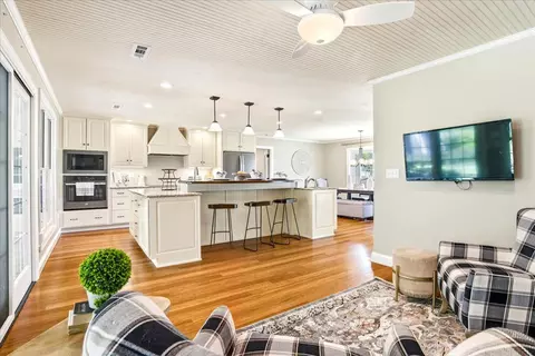 Kitchen - 7331 Holter Rd, Middletown, MD 21769 photo 7 of 7