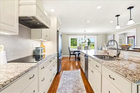 Kitchen - 7331 Holter Rd, Middletown, MD 21769 photo 6 of 7
