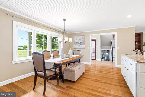 Dining - 7331 Holter Rd, Middletown, MD 21769 photo 3 of 4