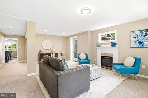 Living - 7331 Holter Rd, Middletown, MD 21769 photo 8 of 8