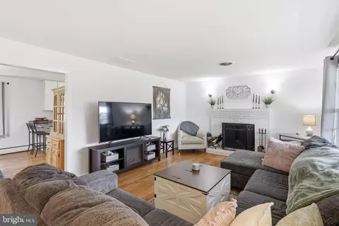 Living - 7717 Mckaig Rd, Frederick, MD 21701 photo 1 of 1
