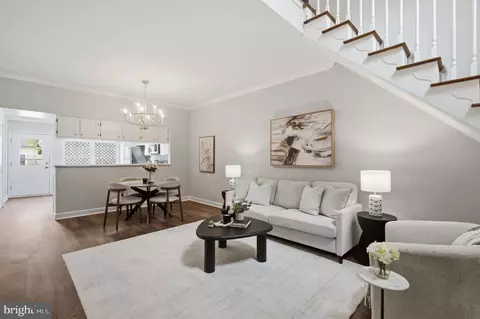 Living - 905 Mclendon Dr, Frederick, MD 21702 photo 1 of 2