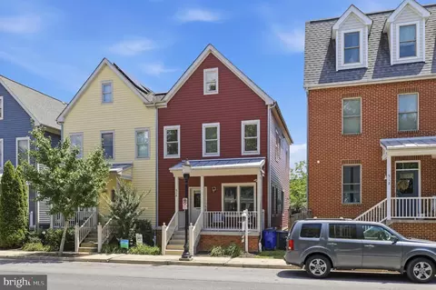 Exterior - 514 Bentz St N, Frederick, MD 21701 photo 10 of 11