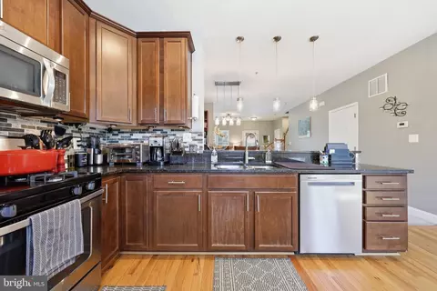 Kitchen - 514 Bentz St N, Frederick, MD 21701 photo 2 of 3
