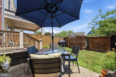 Exterior - 514 Bentz St N, Frederick, MD 21701 photo 3 of 11
