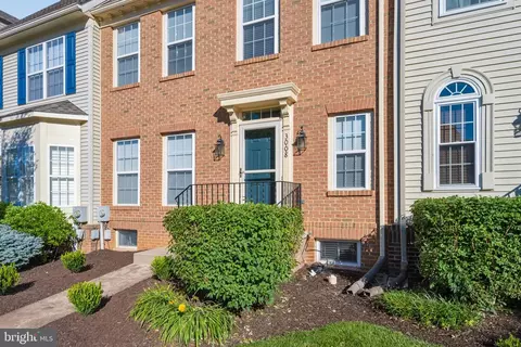 Exterior - 3008 Sanctuary Ln, Frederick, MD 21701 photo 12 of 24