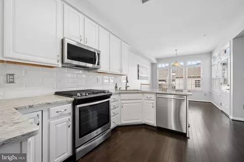 Kitchen - 3008 Sanctuary Ln, Frederick, MD 21701 photo 6 of 7