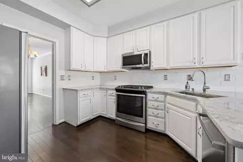 Kitchen - 3008 Sanctuary Ln, Frederick, MD 21701 photo 4 of 7