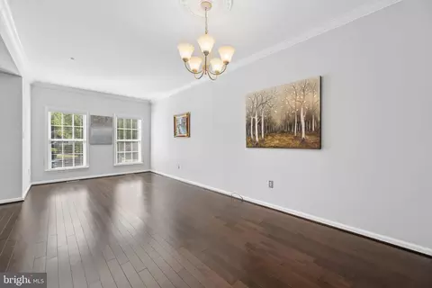 Living - 3008 Sanctuary Ln, Frederick, MD 21701 photo 2 of 9