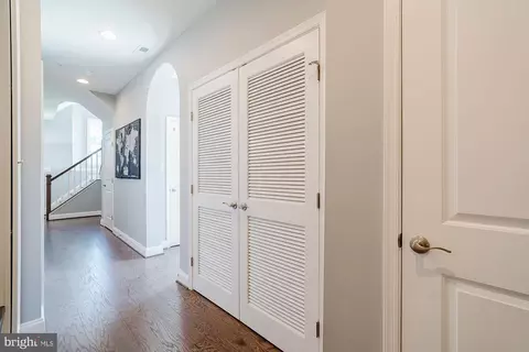 Entry Way - 834 Lindley Rd, Frederick, MD 21701 photo 8 of 19