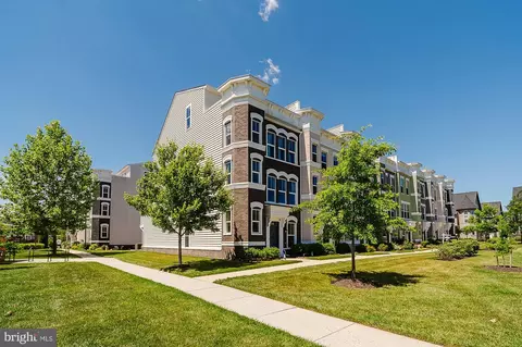 Exterior - 834 Lindley Rd, Frederick, MD 21701 photo 4 of 10