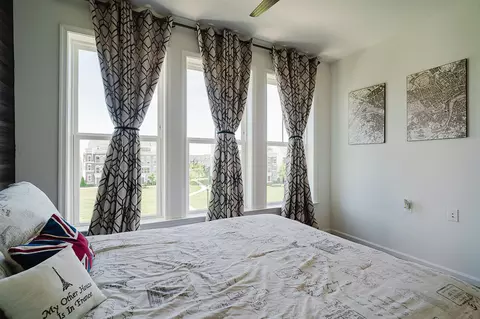 Bedroom - 834 Lindley Rd, Frederick, MD 21701 photo 6 of 9