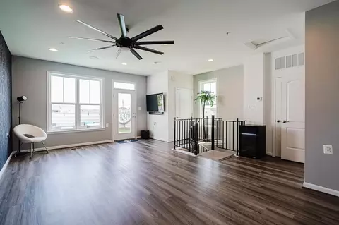 Living - 834 Lindley Rd, Frederick, MD 21701 photo 3 of 3
