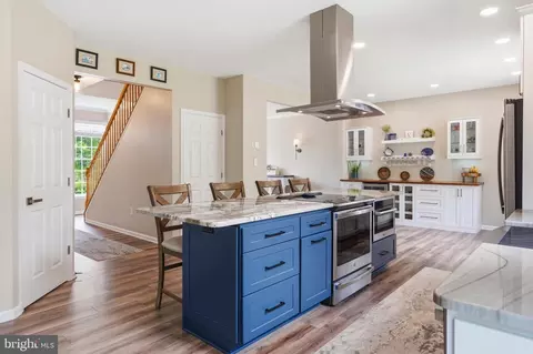 Kitchen - 4861 Mclauren Ct, Frederick, MD 21703 photo 4 of 9