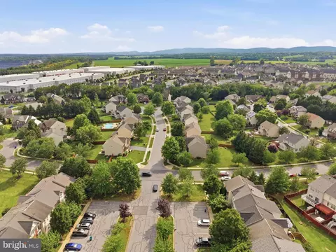 View/Area - 4861 Mclauren Ct, Frederick, MD 21703 photo 6 of 8