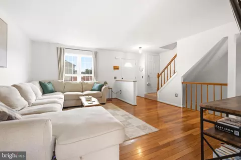 5752 Sunset View Ln, Frederick, MD 21703