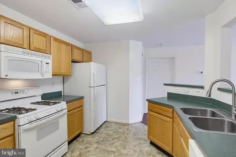 Kitchen - 502 Bradley Ct #5D, Frederick, MD 21703 photo 3 of 3