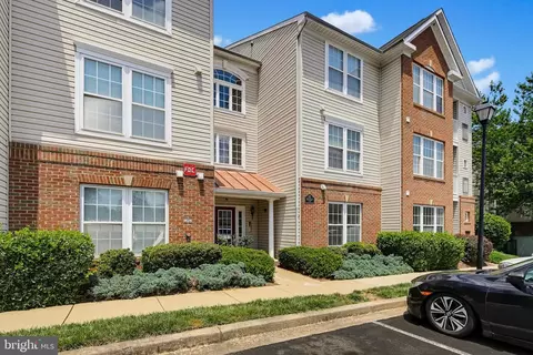 502 Bradley Ct #D, Frederick, MD 21703