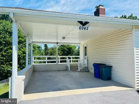 Exterior - 6942 Linganore Rd, Frederick, MD 21701 photo 2 of 11