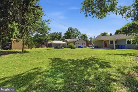 Exterior - 815 Trail Ave, Frederick, MD 21701 photo 3 of 4