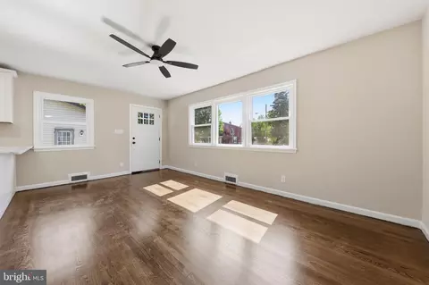 Entry Way - 815 Trail Ave, Frederick, MD 21701 photo 1 of 7