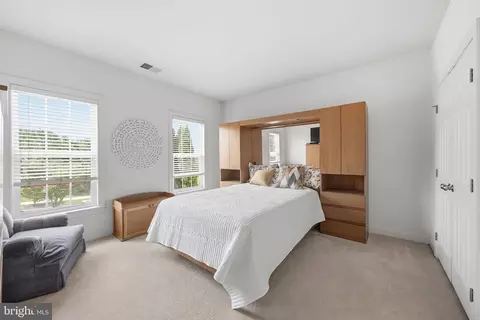 Bedroom - 9510 Ethan Ridge Dr, Frederick, MD 21704 photo 5 of 8