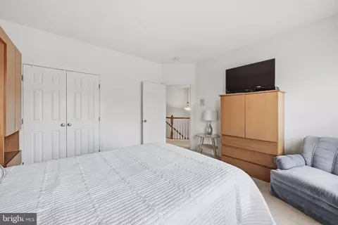 Bedroom - 9510 Ethan Ridge Dr, Frederick, MD 21704 photo 6 of 8