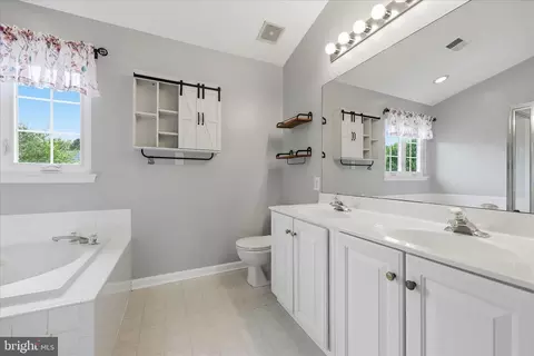 Bath - 6366 Lambert Ct, Frederick, MD 21703 photo 1 of 2