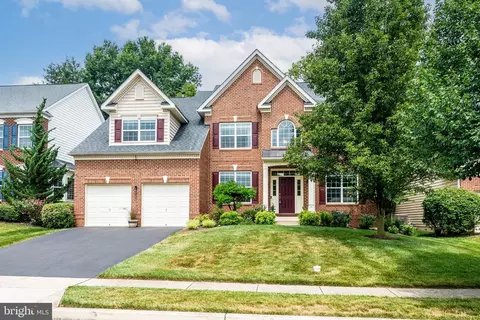 4946 Eleanor Dr, Frederick, MD 21703