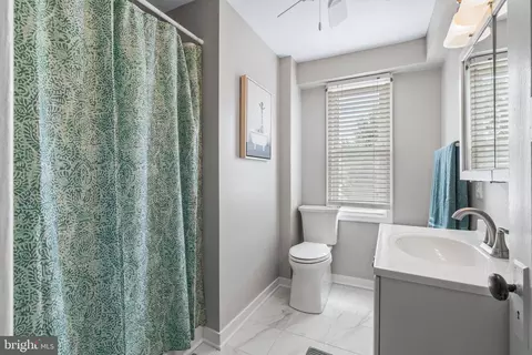 Bath - 727 Motter Ave, Frederick, MD 21701 photo 1 of 1