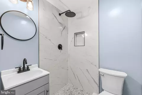 Bath - 452 Center St, Frederick, MD 21701 photo 2 of 2