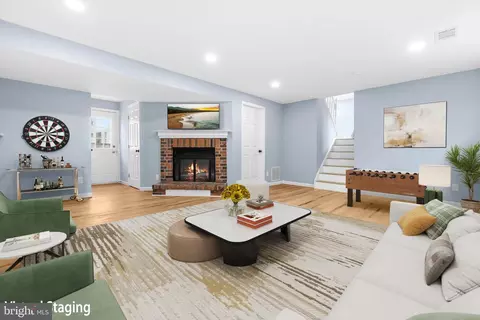 Living - 452 Center St, Frederick, MD 21701 photo 6 of 8