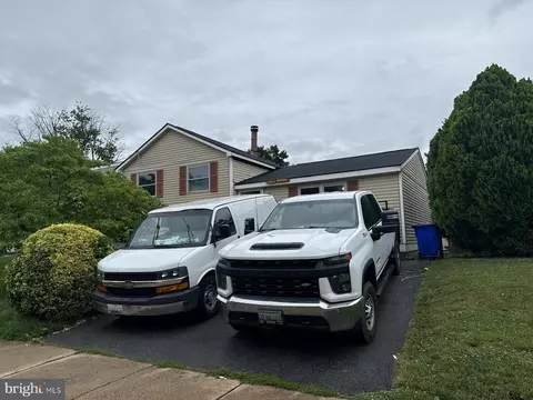 452 Center St, Frederick, MD 21701