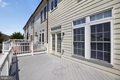 Exterior - 3928 Shawfield Ln, Frederick, MD 21704 photo 3 of 6