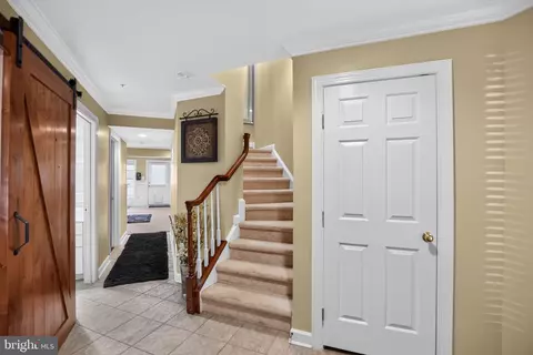 Entry Way - 3928 Shawfield Ln, Frederick, MD 21704 photo 3 of 3