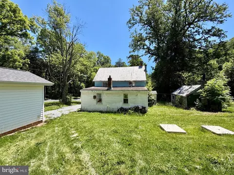 Exterior - 10121 Putman Rd, Frederick, MD 21702 photo 5 of 8