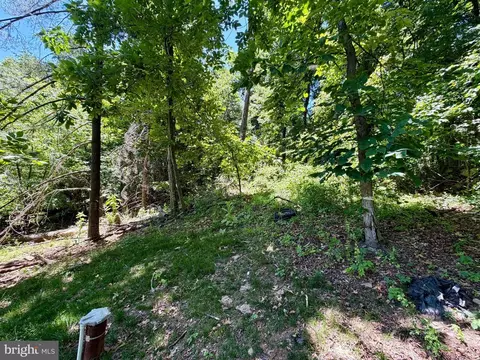 Exterior - 10121 Putman Rd, Frederick, MD 21702 photo 6 of 8