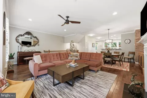 Living - 49 Maxwell, Frederick, MD 21701 photo 1 of 1